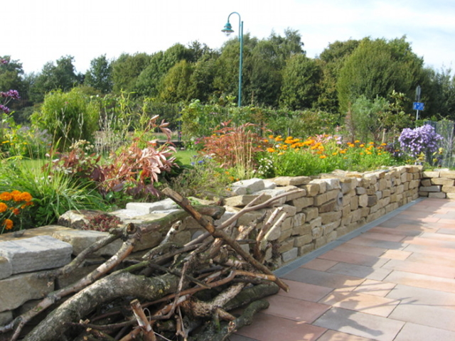 Trockenmauer Trockenmauer Natursteinmauer Natursteinarbeiten Mauerbau