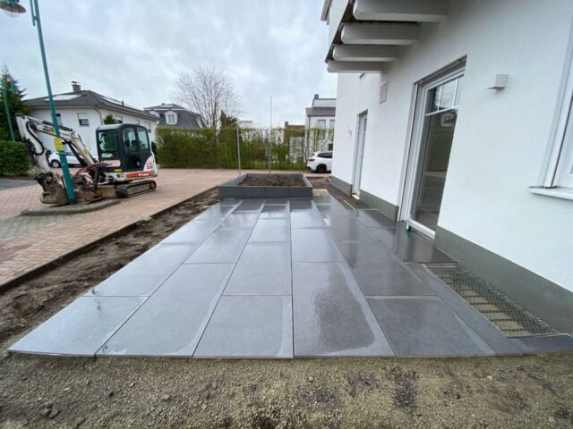 Terrassenbau Keramik Terrassenbau Keramik hochwertig Feinsteinzeug Platterierung Pflasterarbeiten Garten- u. Landschaftsbau Duisburg